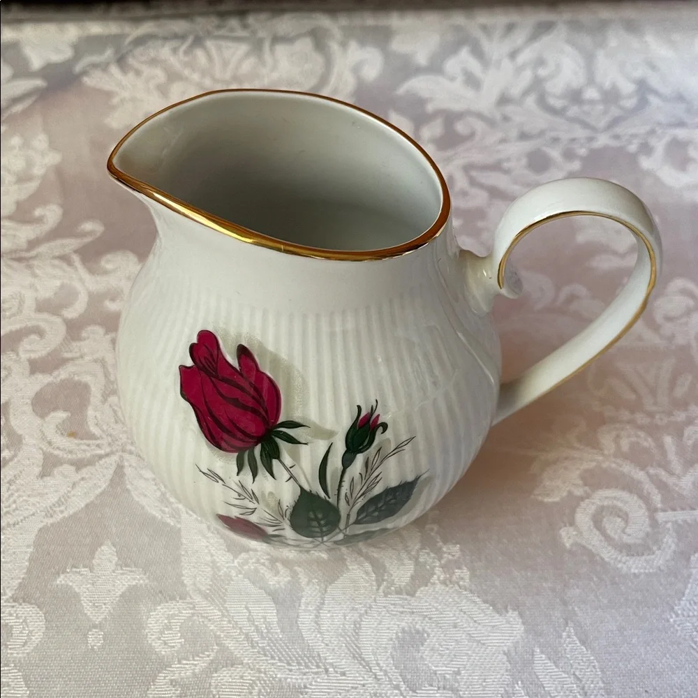 NIB Elegant Mitterteich Bavaria Carmen Floral fine porcelain Dinnerware Set. - Picture 7 of 10
